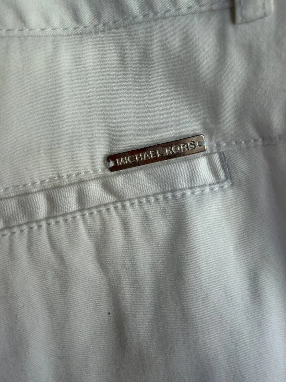 Michael Kors Tailored White Shorts | Size 10